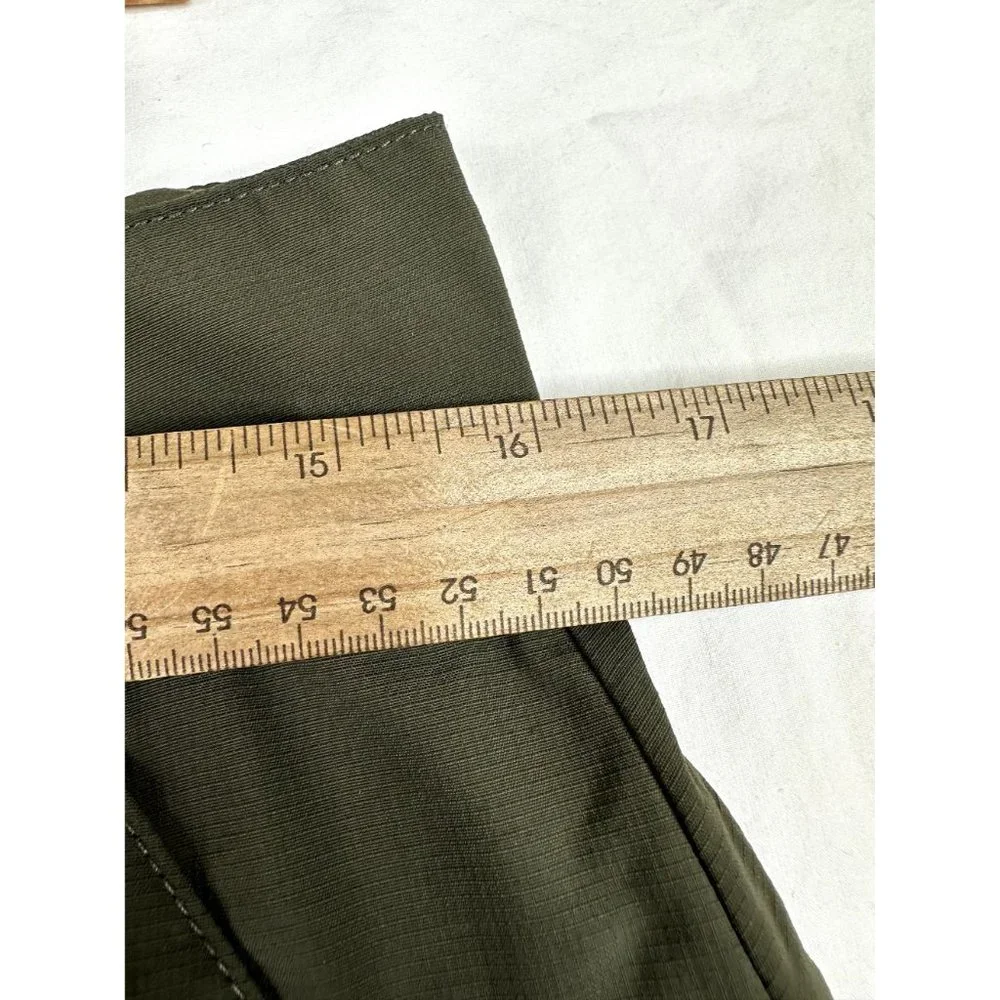 The North Face Mens Shorts sz 30 Green‎